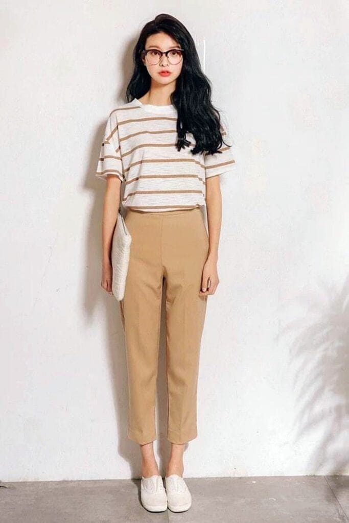 Korean minimal outfit neutral color casual fashion style