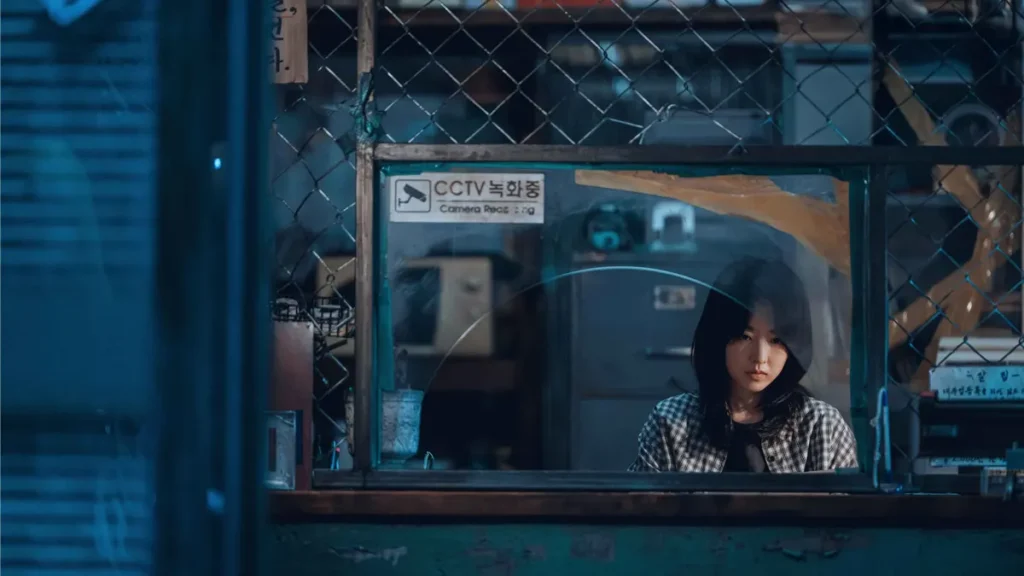 Gold Land review featuring Kim Hee-joo in a tense airport security scene