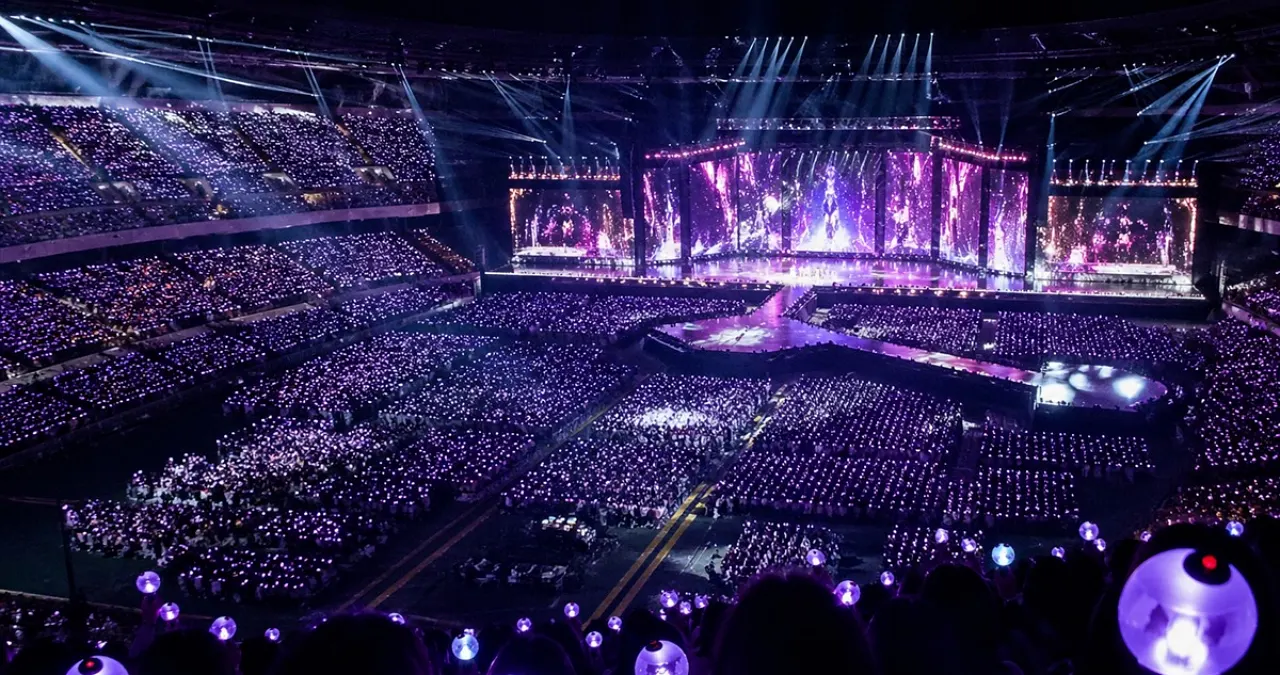 BTS Busan Concert 2026 purple stadium crowd atmosphere for foreign ARMY